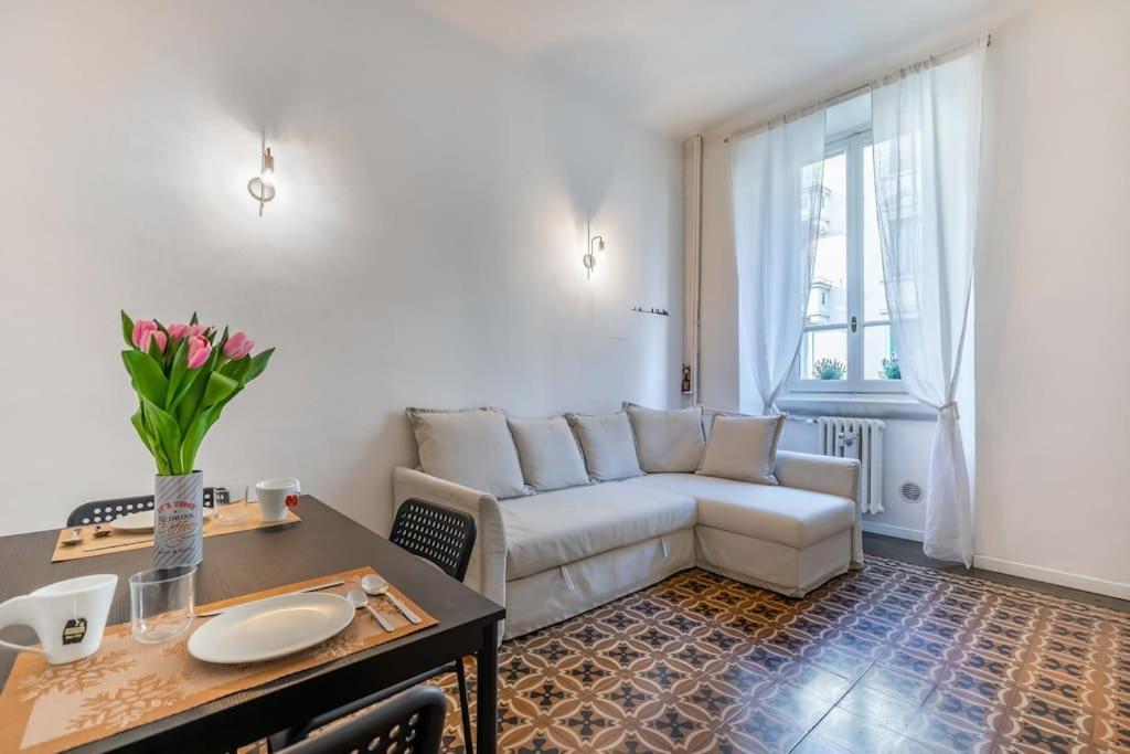 Appartamento Bilocale Zara - Stazione Centrale - Isola Design District 밀라노 외부 사진